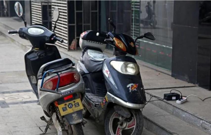 电动电瓶换车要多久_电动车换电瓶注意什么问题_电动车换电瓶