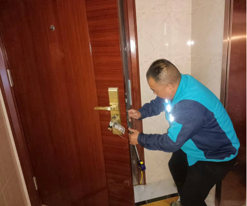 附近修电瓶上门维修电话_上门修车换电瓶_电瓶车维修上门