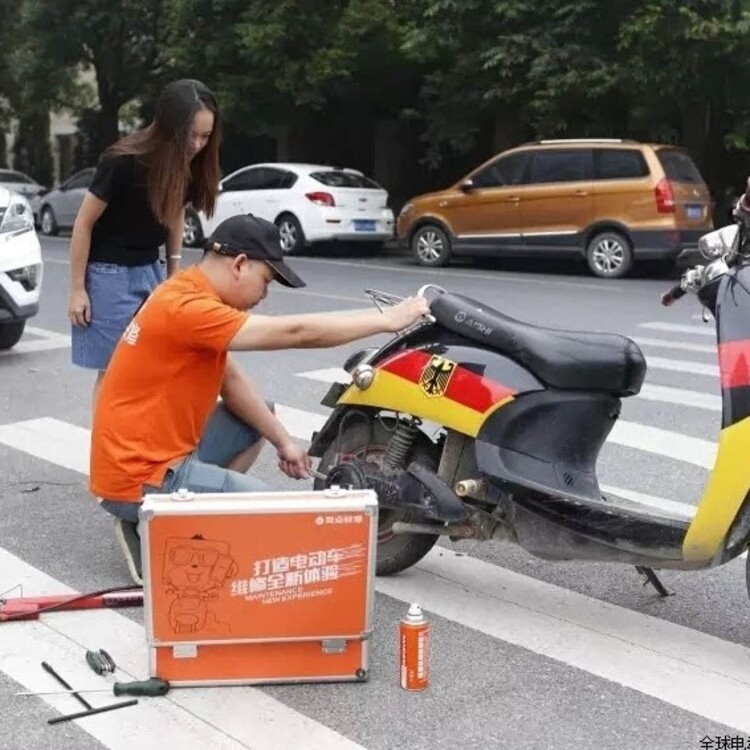 台铃电动车关不了电源师傅附近上门维修电动车